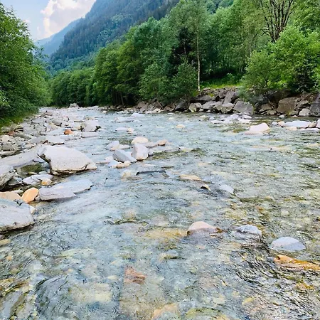 Casa Cascatella Semesterbostad Augio